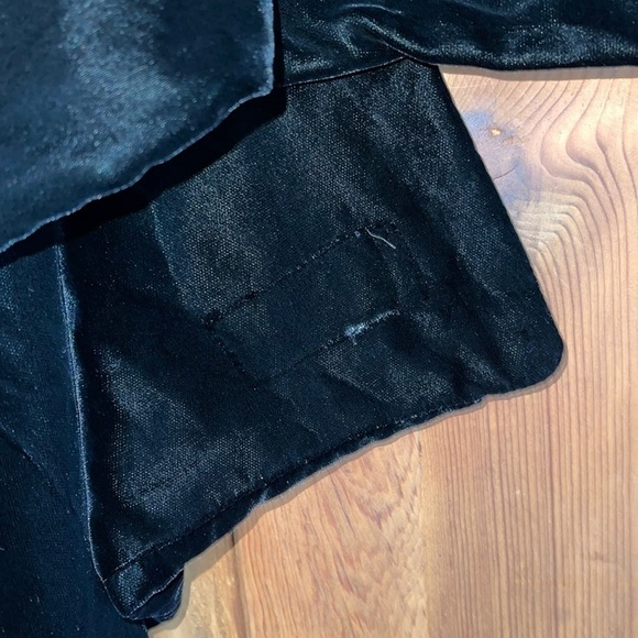 BLACK ALEXANDRA LUXURY VELVET STOLE LA JOLLA, CALIFORNIA - Picture 5 of 15